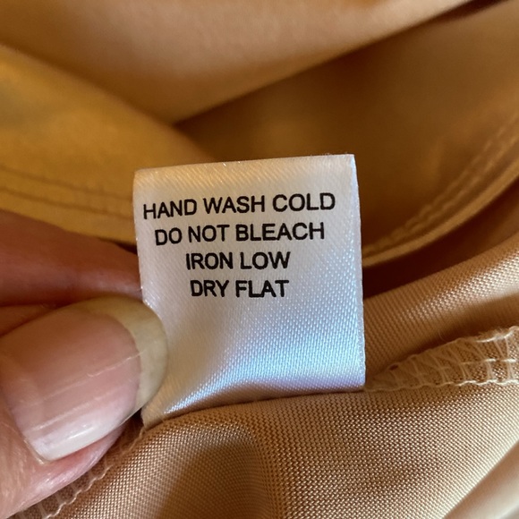 Iris Elegant Satin Dress - Picture 9 of 9